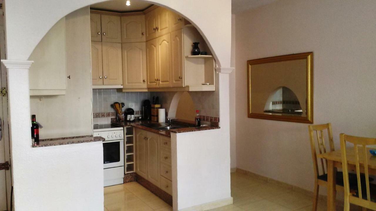 Downtown With Wifi & Tv Box Apartment ตอร์เรเวียคา ภายนอก รูปภาพ